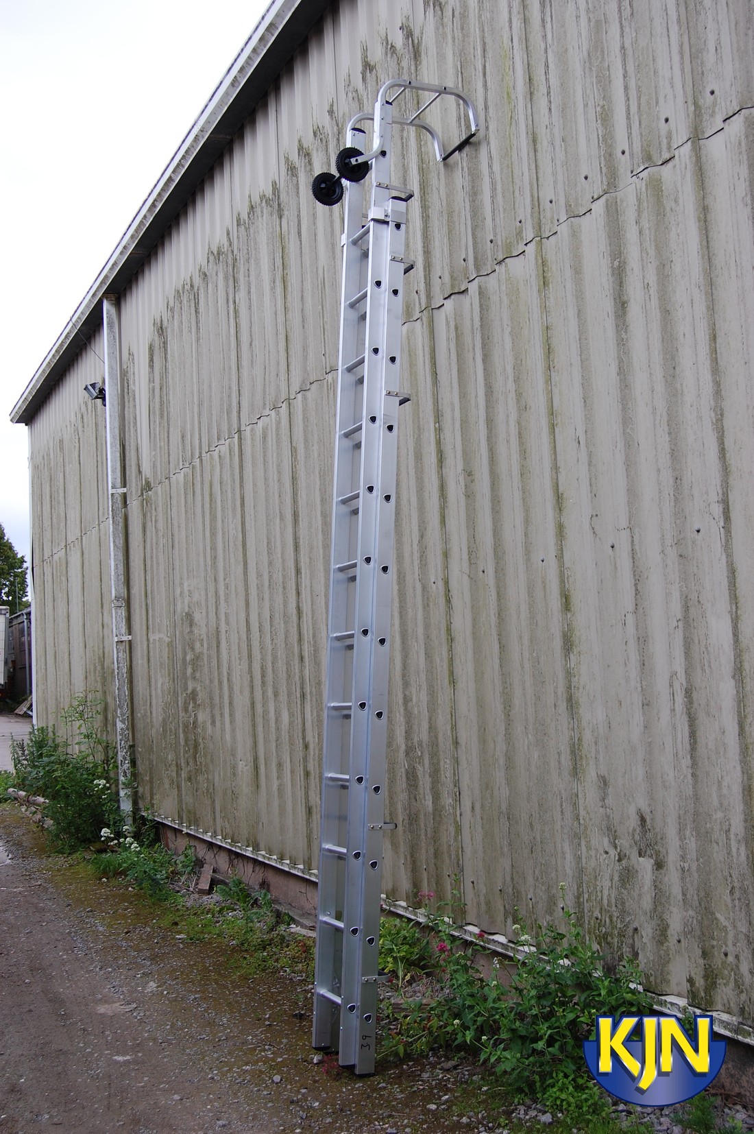 Extending Roof Ladder 4.0m to 6.6m