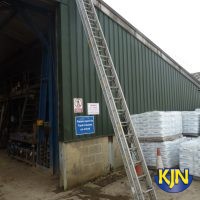 Extendable 9.1m Rope Operated Double Ladder
