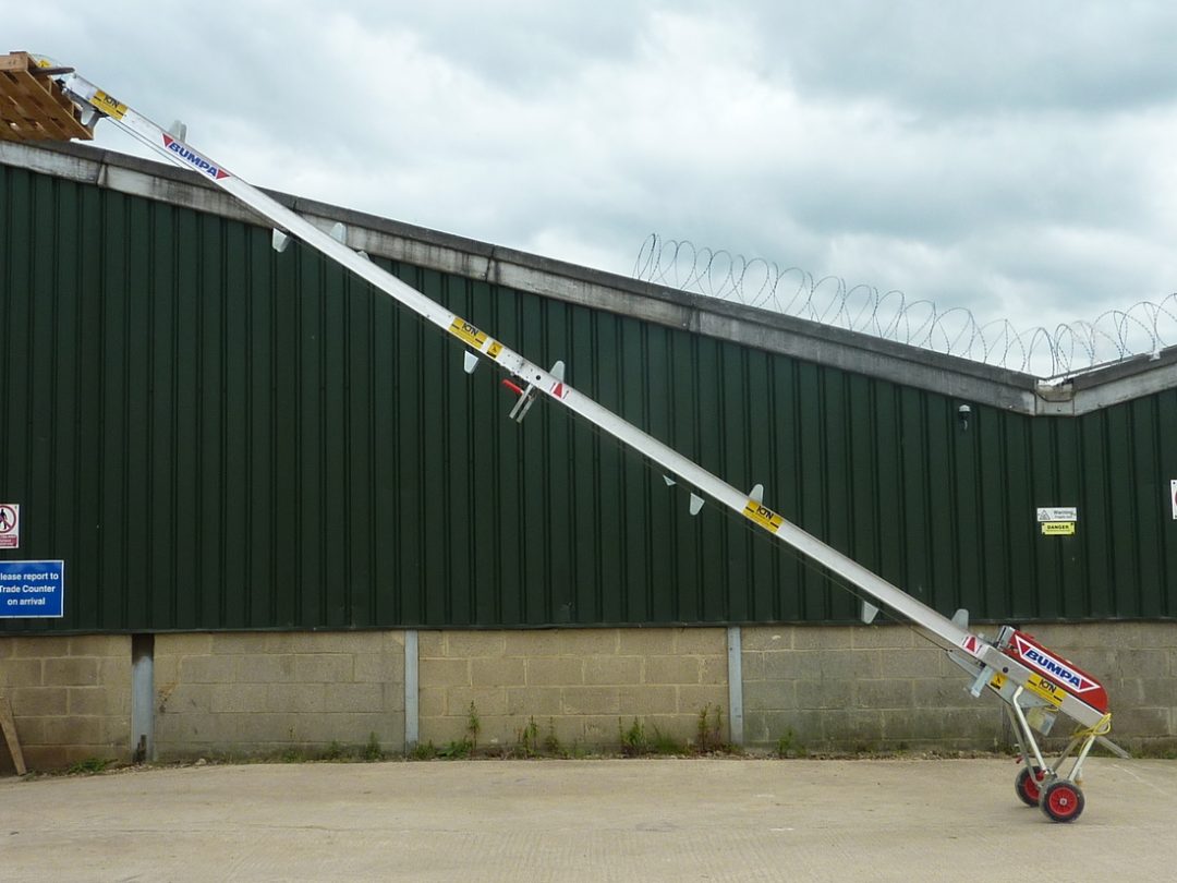 Bumpa Tile Hoist 8m Lift 110V KJN Services Ltd